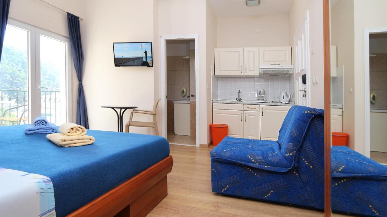 Apartments On The Beach-Drvenik Drvenik  Extérieur photo